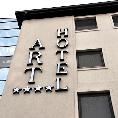 Hotel Art Bodzavásár Kültér fotó